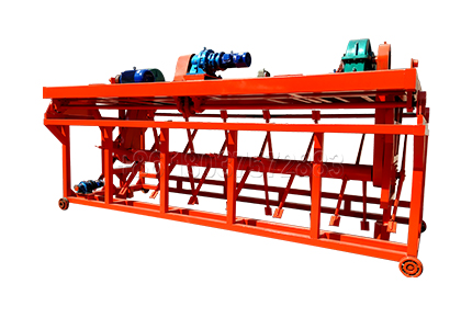 Groove type compost fertilizer making machine